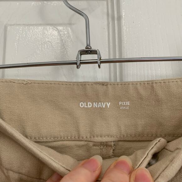 Old Navy Pixie ankle Rolled Oats tan neutral pants size 4 - Picture 7 of 8